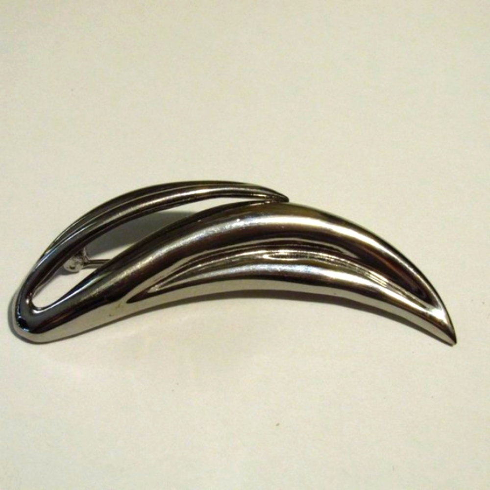 Vintage Large Swoop Swirl Silver Brooch Pin